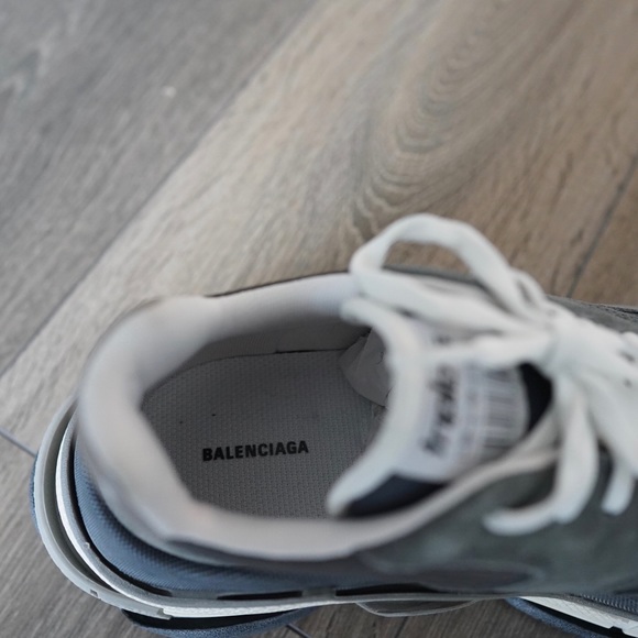 Balenciaga triple S - Picture 6 of 14